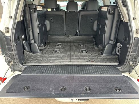 Used 2018 Toyota Land Cruiser AWD/4WD image 16