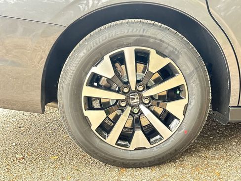 New 2026 Honda Odyssey EX-L image 5