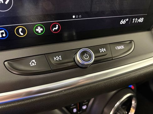 Used 2025 Chevrolet Blazer LT FWD image 29