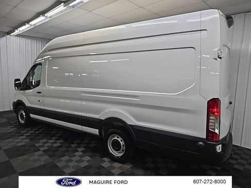 Used 2025 Ford Transit 250 148 High Roof Extended w/ Load Area Protection Package RWD image 11