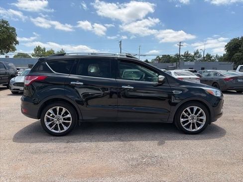 Used 2015 Ford Escape SE w/ SE Chrome Package FWD image 5
