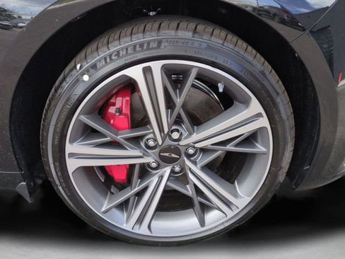 Certified 2025 Genesis G70 2.5T w/ Sport Prestige Package image 10