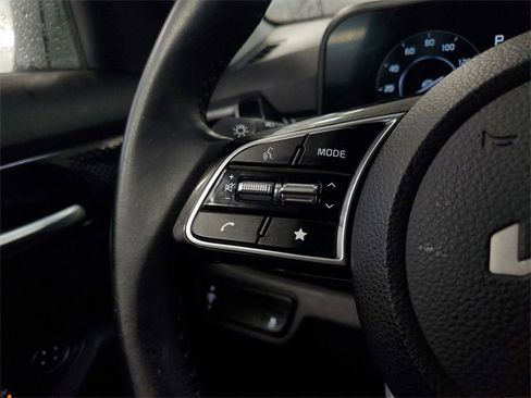 Certified 2024 Kia Seltos X-Line image 21