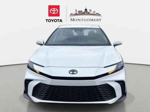 New 2026 Toyota Camry SE FWD image 8