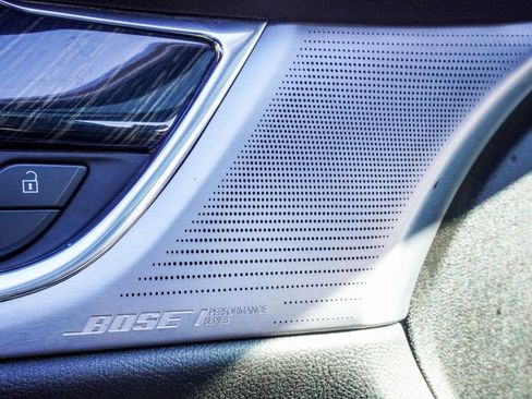 Used 2020 Cadillac XT6 Premium Luxury image 14