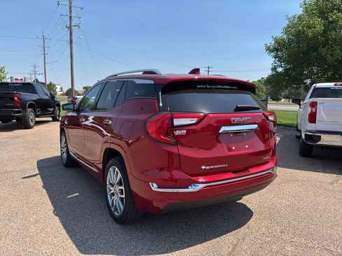 Certified 2023 GMC Terrain Denali w/ Denali Premium Package AWD/4WD image 6