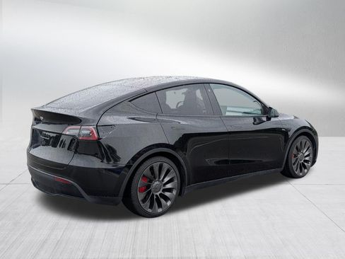 Used 2023 Tesla Model Y Long Range AWD/4WD image 7