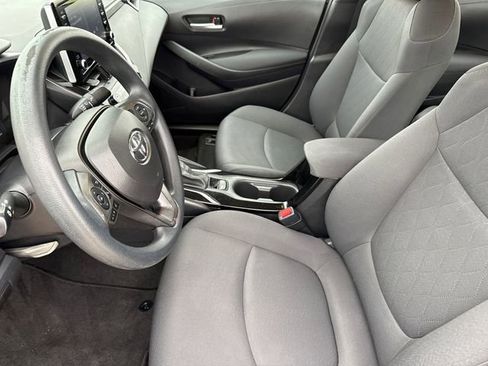 Used 2020 Toyota Corolla LE image 17