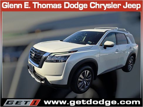 Used 2022 Nissan Pathfinder SL image 3