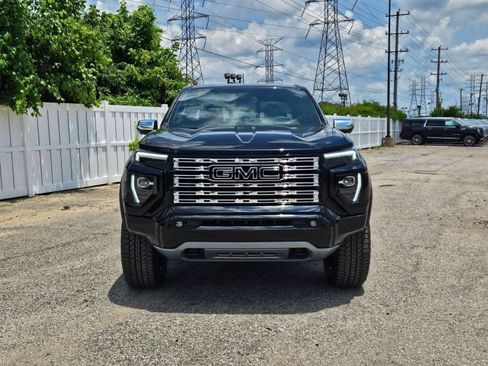 New 2026 GMC Canyon Denali w/ LPO, Denali Black Edition AWD/4WD image 9