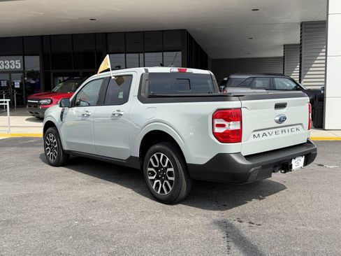 Certified 2022 Ford Maverick Lariat FWD image 7