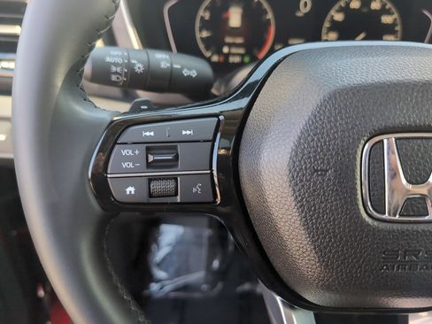 Used 2025 Honda Pilot Touring image 20