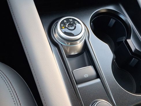 New 2026 Ford Explorer Active w/ Active Comfort Package image 16