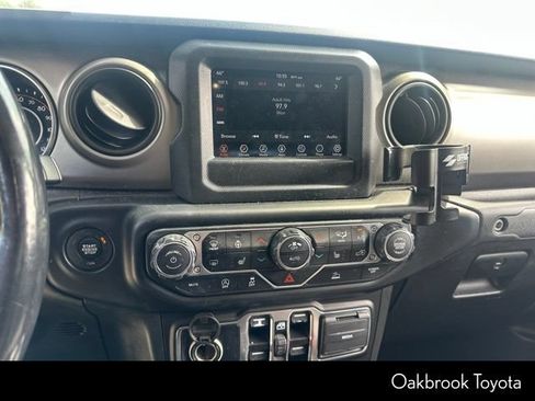 Used 2020 Jeep Gladiator Sport w/ Quick Order Package 24S AWD/4WD image 13