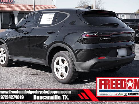 Used 2023 Dodge Hornet GT Plus image 3