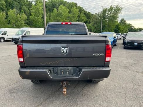 Used 2018 RAM 1500 Express w/ Express Value Package AWD/4WD image 5