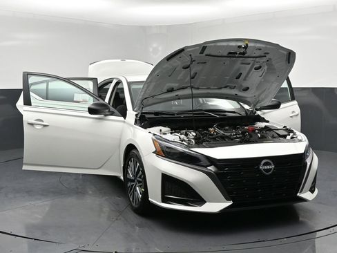 New 2026 Nissan Altima 2.5 SV FWD image 34