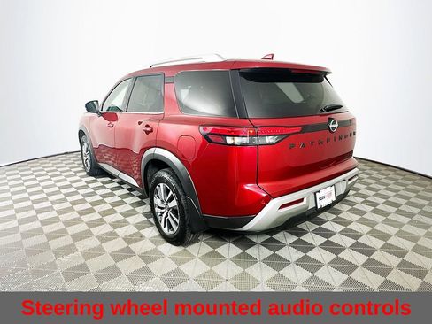 Certified 2023 Nissan Pathfinder SL w/ Black Appearance Package AWD/4WD image 9
