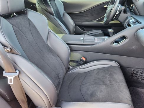 Used 2018 Lexus LC 500 Coupe image 18