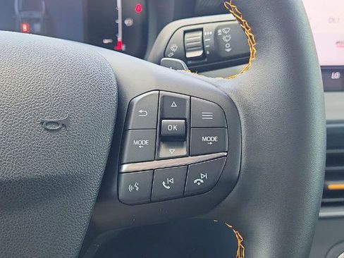 Certified 2025 Ford Maverick Tremor AWD/4WD image 25