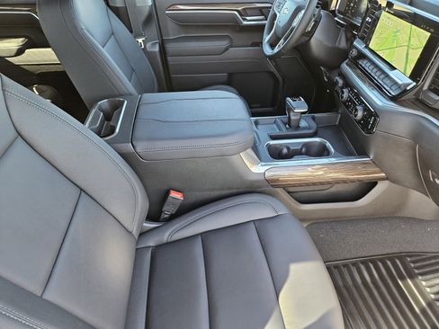 New 2026 Chevrolet Silverado 1500 LT w/ Texas Edition Plus RWD image 10