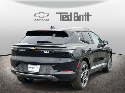 New 2026 Chevrolet Equinox EV LT image 4