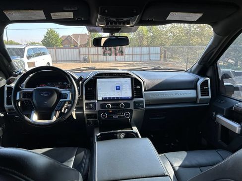 Used 2022 Ford F250 Lariat w/ Chrome Package AWD/4WD image 11
