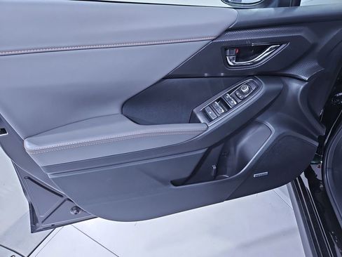 Used 2025 Subaru Crosstrek 2.5i Limited w/ Popular Package #4A image 11