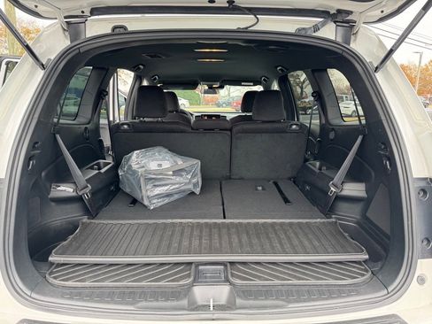 Used 2022 Honda Pilot Sport image 10