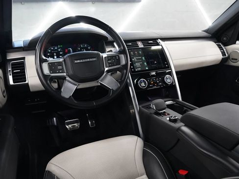 Used 2022 Land Rover Discovery HSE R-Dynamic AWD/4WD image 30