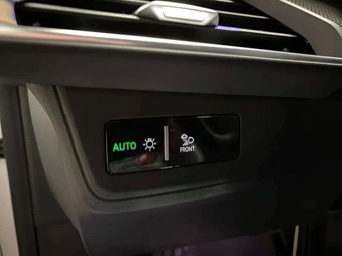 Used 2023 Audi RS e-tron GT w/ Carbon Performance Package AWD/4WD image 29