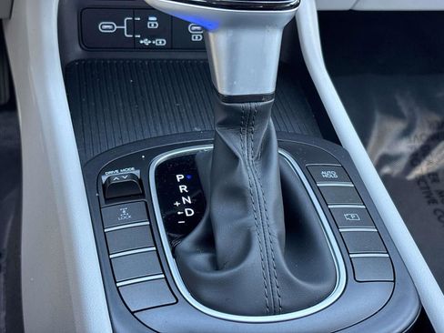 Certified 2024 Hyundai Kona SE AWD/4WD image 22
