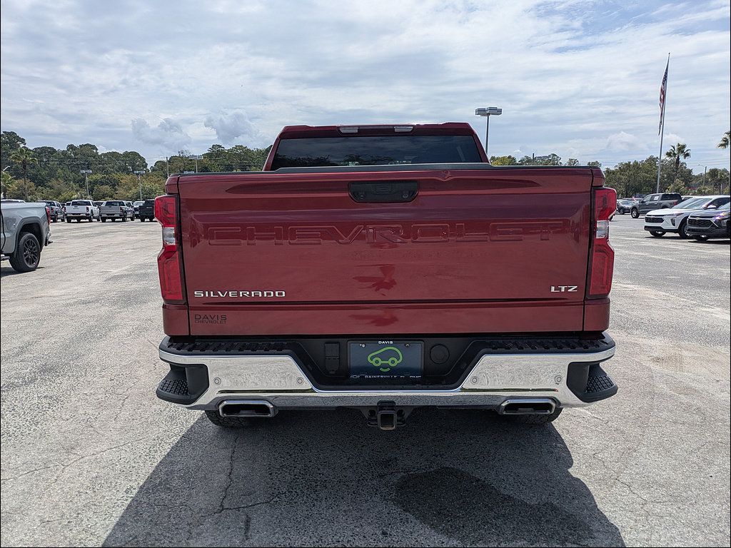 Certified 2025 Chevrolet Silverado 1500 LTZ AWD/4WD image 6