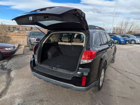 Used 2012 Subaru Outback 2.5i Limited image 23