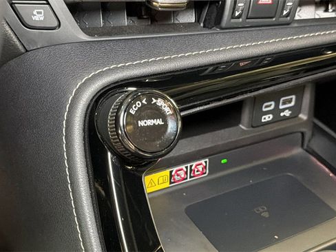 Certified 2022 Lexus NX 450h+ AWD image 31