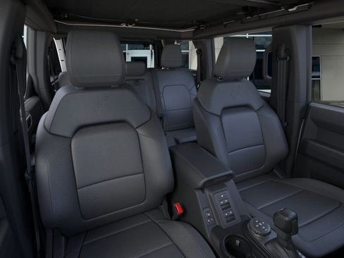 New 2025 Ford Bronco Badlands w/ Sasquatch Package AWD/4WD image 42