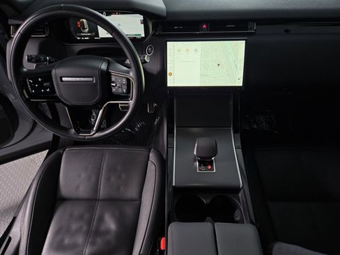 Used 2024 Land Rover Range Rover Velar Dynamic SE image 14