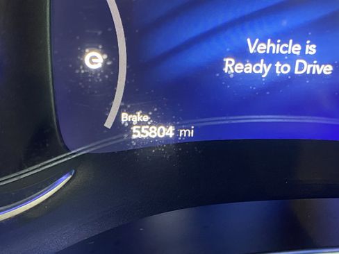 Used 2023 Chrysler Pacifica Limited image 6