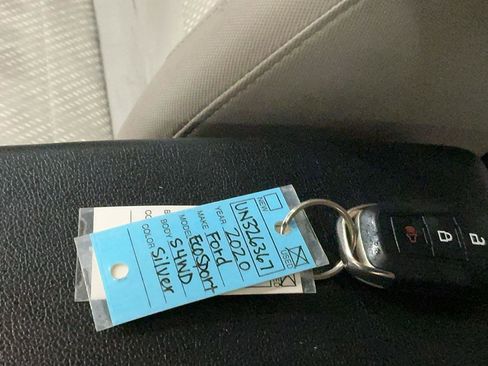 Used 2020 Ford EcoSport S image 8