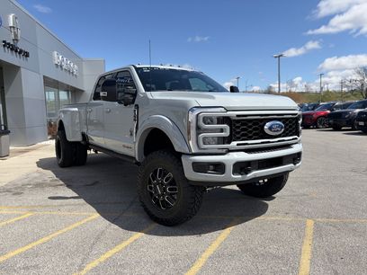 New 2026 Ford F350 Lariat w/ Lariat Premium Package