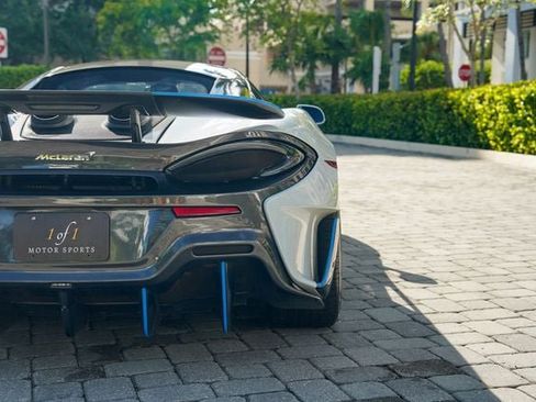 Used 2019 McLaren 600LT RWD image 26