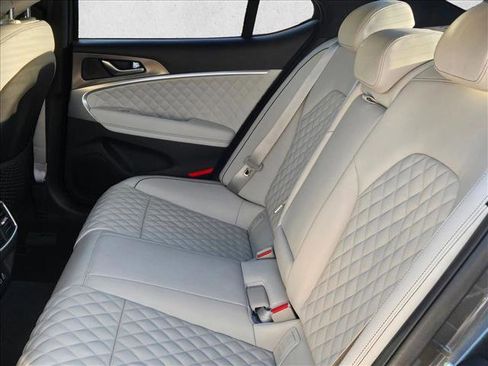 Used 2025 Genesis G70 3.3T Advanced w/ Sport Prestige Package image 20