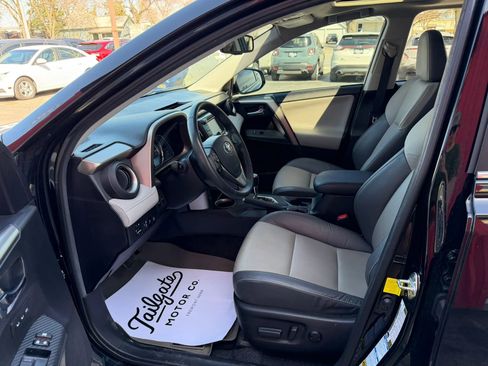 Used 2015 Toyota RAV4 Limited w/ Technology Package AWD/4WD image 9