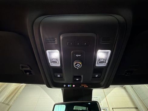 Certified 2023 GMC Yukon XL SLT image 22