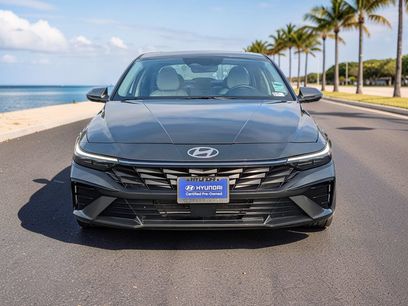 Certified 2025 Hyundai Elantra Limited