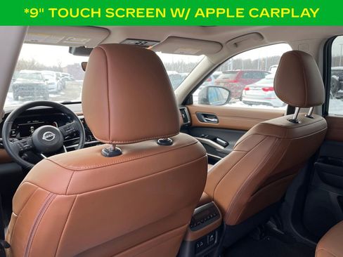 Used 2025 Nissan Pathfinder Platinum w/ Cargo Package image 14