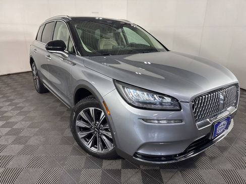 Used 2022 Lincoln Corsair Reserve w/ Equipment Group 201A AWD/4WD image 2