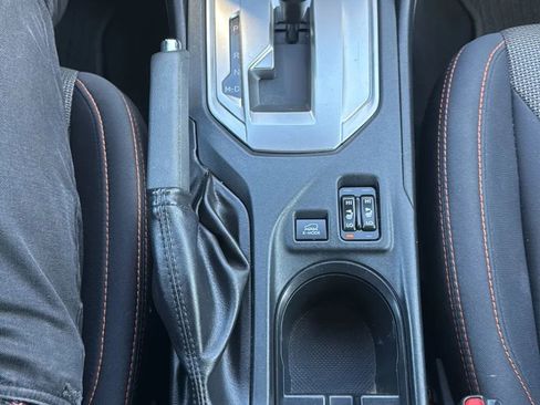 Used 2019 Subaru Crosstrek 2.0i Premium AWD/4WD image 19