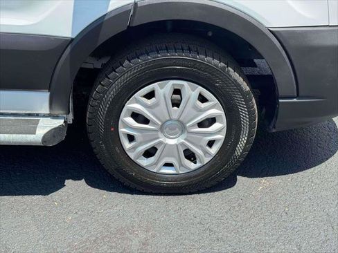 Used 2025 Ford Transit 250 Low Roof w/ Exterior Upgrade Package RWD image 9
