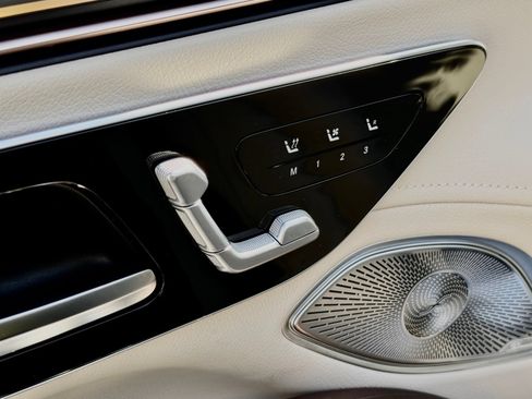 Used 2023 Mercedes-Benz EQS 450+ 4MATIC SUV image 22